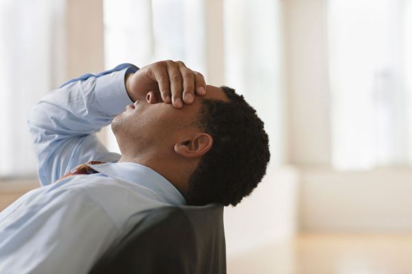 Cómo controlar la ansiedad con tecnicas de relajación y respiración. 2 formas de combatir los ataques de ansiedad