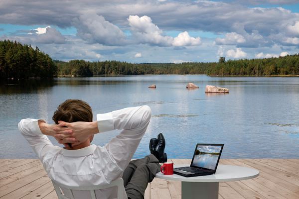 Cómo costear tus viajes con un blog. Pasos para crear un blog de viajes y ganar dinero. Claves para crear un blog de viajeros