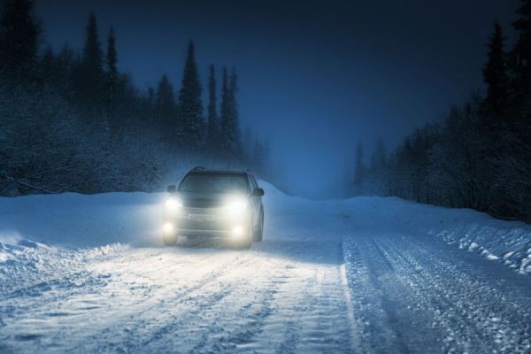 Guía para pulir las luces del coche. Consejos para pulir y limpiar los faros del vehículo. Métodos simples para pulir los faros