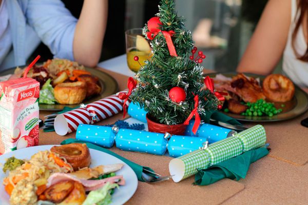 Ideas originales para decorar la cena de navidad. Cómo decorar la mesa en nochebuena. Ideas decorativas para la mesa en nochebuena