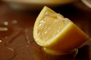 Ilustración de Cómo aprovechar las propiedades del limón