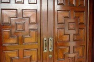 Consejos para decorar puertas con molduras Consejos para decorar puertas con molduras