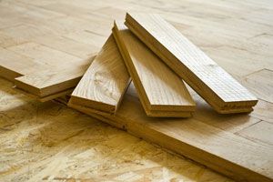 Como sustituir piezas de parquet rotas o flojas Como sustituir piezas de parquet rotas o flojas