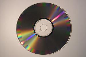 Ilustración de Cómo Reparar un CD o DVD Rayado