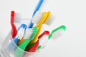 Ilustración de Cómo elegir el cepillo de dientes para niños