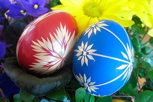 Ilustración de Cómo hacer huevos de colores para Pascuas