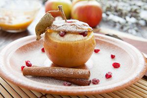 Cómo hacer Manzanas Rellenas con Mantequilla y Merengue Cómo hacer Manzanas Rellenas con Mantequilla y Merengue