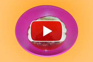 Ilustración de Cómo hacer frutillas en almíbar - Video