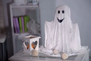 Ilustración de Cómo hacer Fantasmas para Decorar en Halloween