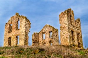 Ilustración de Consejos para Visitar Ruinas Antiguas