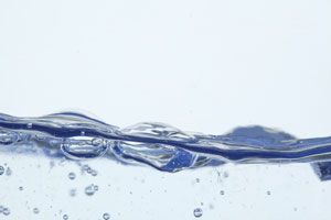 Ilustración de Cambia los hábitos de uso del agua para evitar el despilfarro