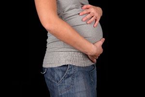 Ilustración de Características y análisis de la panza en el segundo trimestre de embarazo