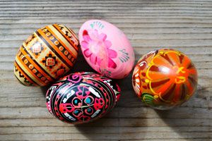 Ilustración de Cómo hacer Huevos Pintados Ucranianos